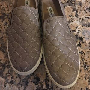 Steve Madden ecentrcq sneaker